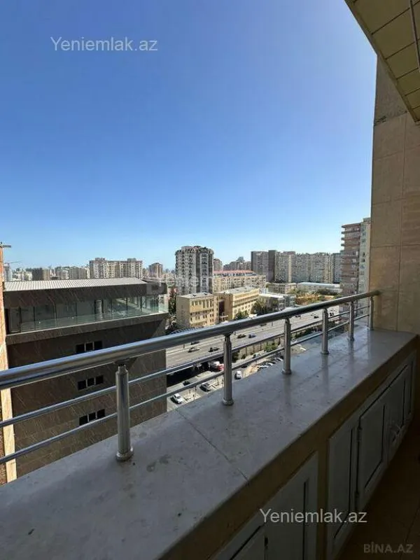 Satılır 4 otaqlı yeni tikili 170 m²
