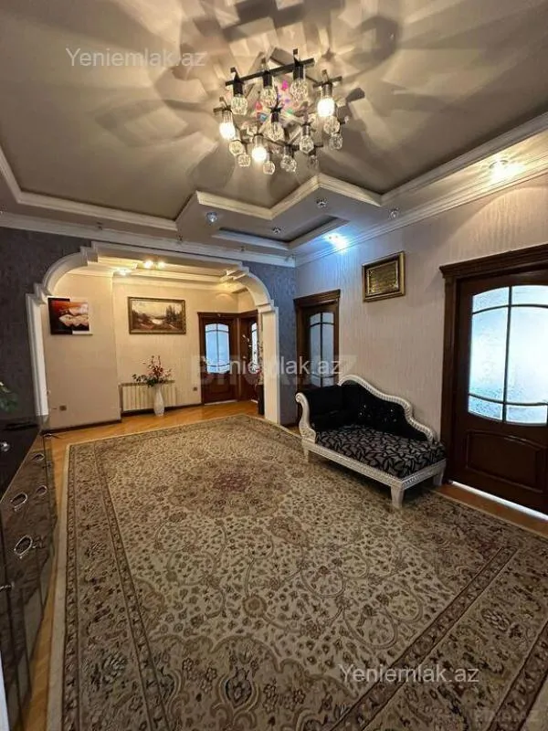 Satılır 4 otaqlı yeni tikili 170 m²