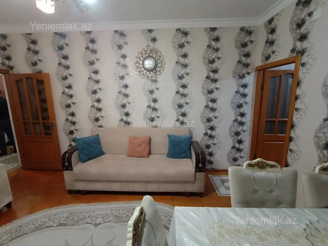 Satılır 3 otaqlı köhnə tikili 62 m²