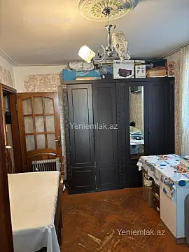 Satılır 1 otaqlı köhnə tikili 32 m²
