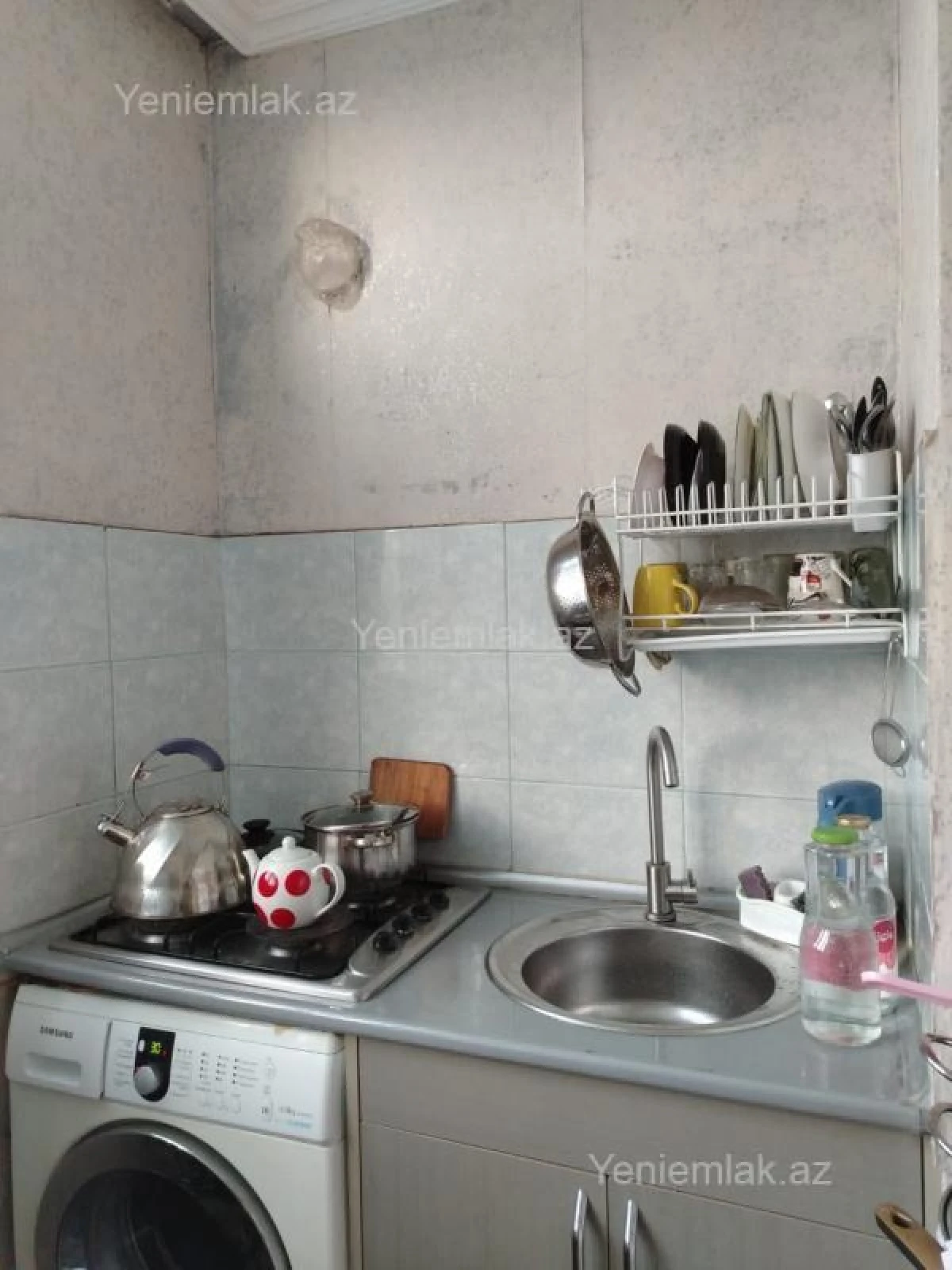 Satılır 1 otaqlı köhnə tikili 32 m²