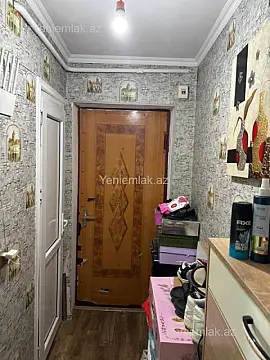 Satılır 1 otaqlı köhnə tikili 32 m²