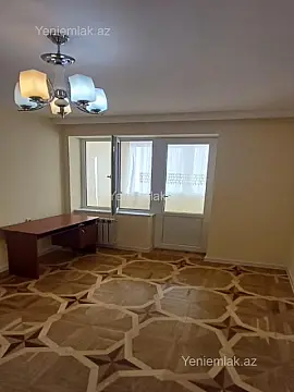 Satılır 4 otaqlı köhnə tikili 110 m²