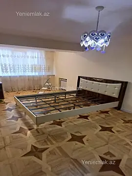 Satılır 4 otaqlı köhnə tikili 110 m²