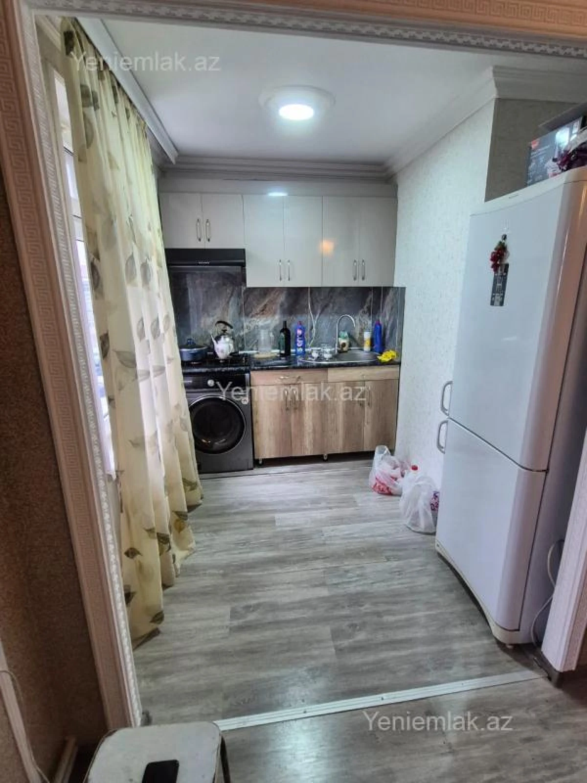 Satılır 3 otaqlı köhnə tikili 63 m²