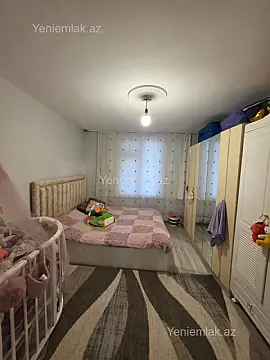 Satılır 2 otaqlı köhnə tikili 52 m²