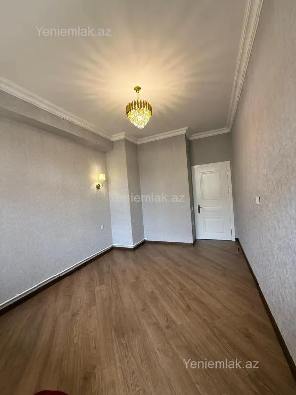Satılır 2 otaqlı yeni tikili 60 m²