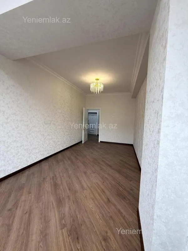 Satılır 2 otaqlı yeni tikili 60 m²