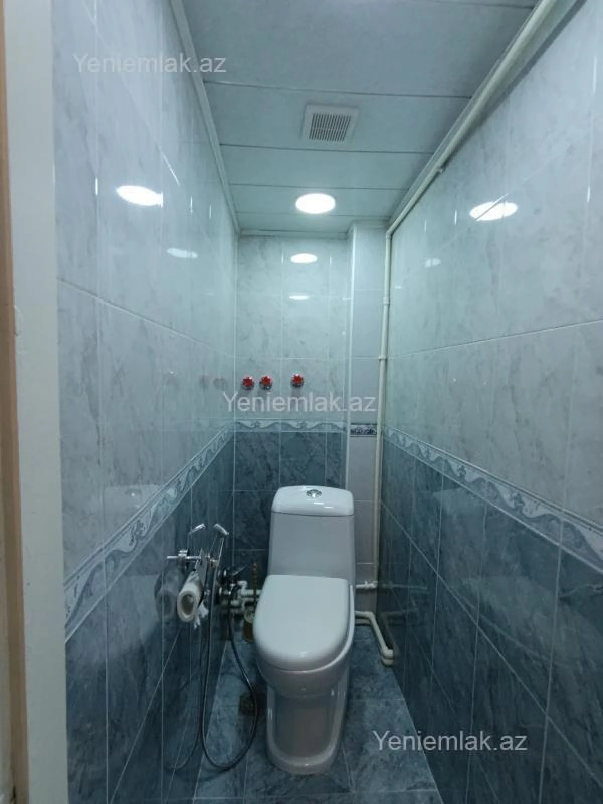 Satılır 3 otaqlı köhnə tikili 80 m²