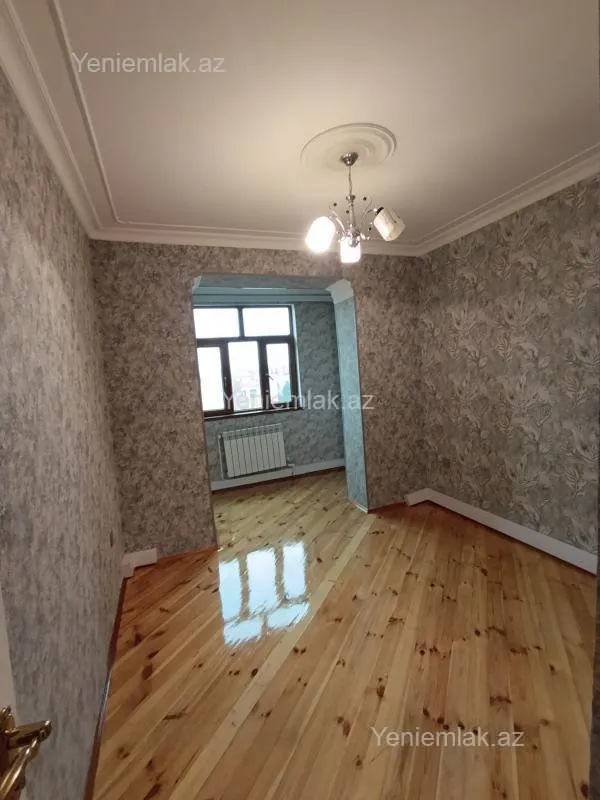Satılır 3 otaqlı köhnə tikili 80 m²