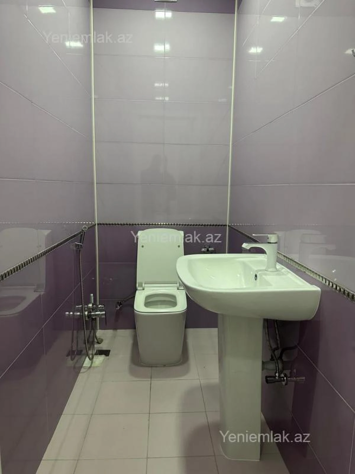 Satılır 3 otaqlı yeni tikili 85 m²