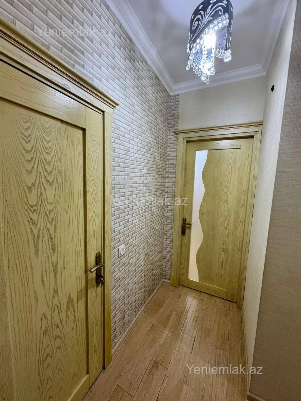 Satılır 2 otaqlı yeni tikili 70 m²