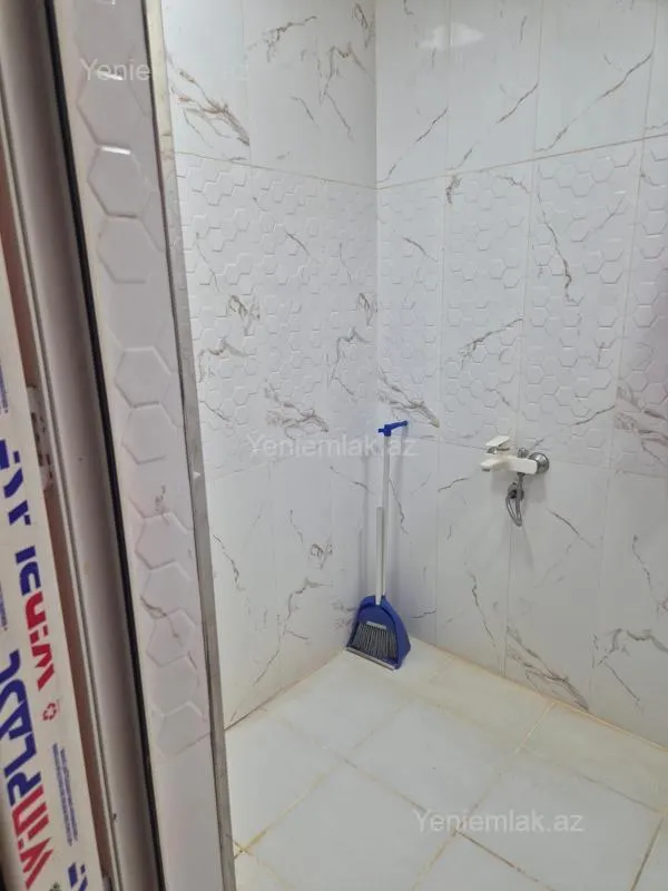 Satılır 2 otaqlı yeni tikili 76 m²