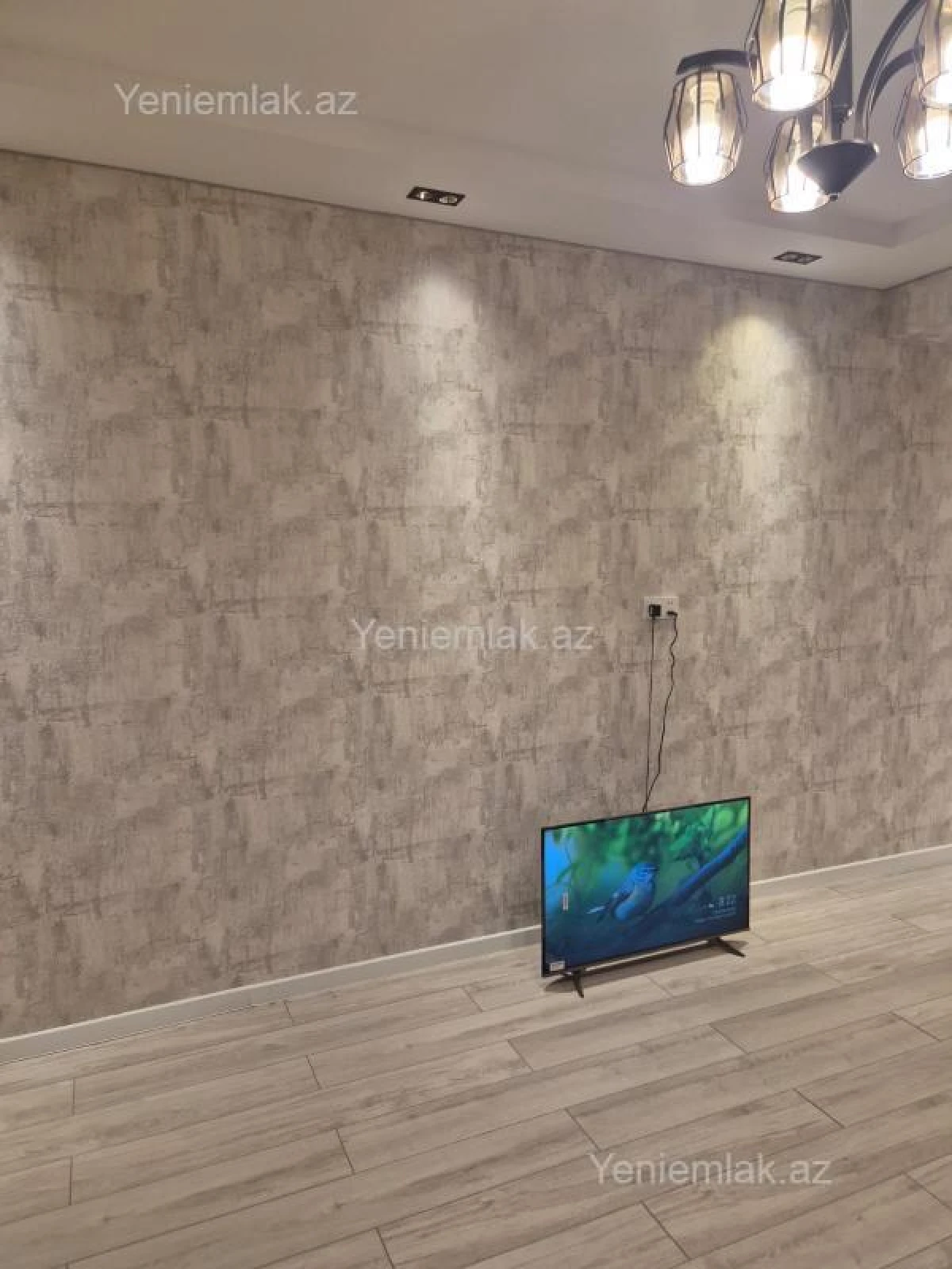 Satılır 2 otaqlı yeni tikili 76 m²