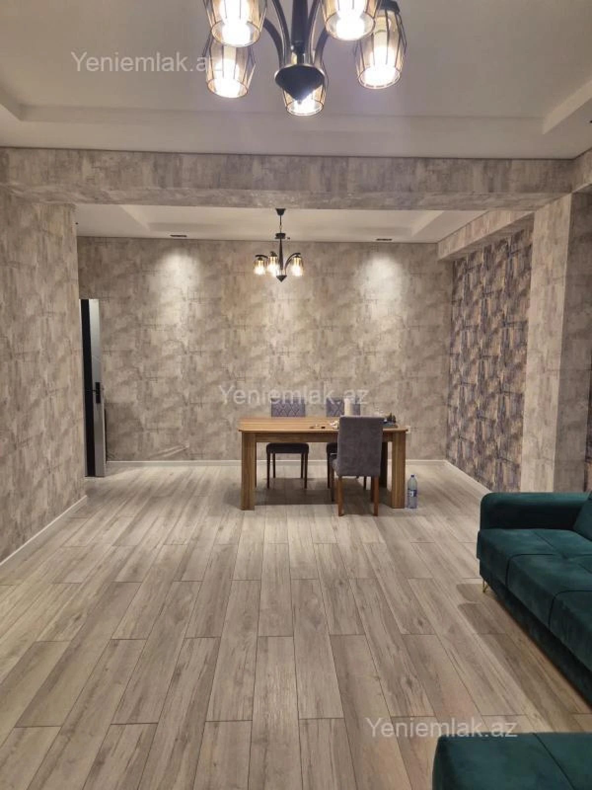 Satılır 2 otaqlı yeni tikili 76 m²