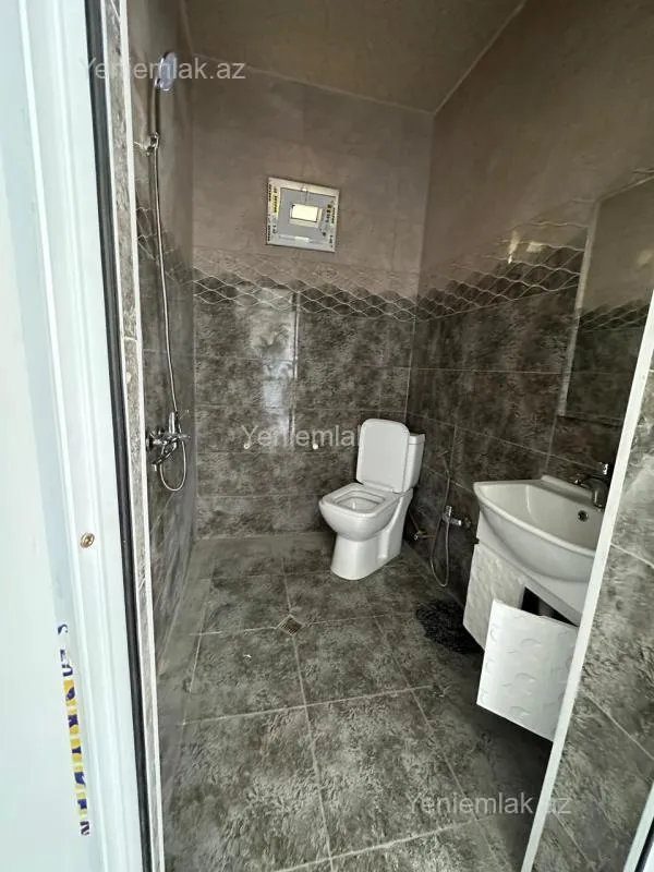Satılır 3 otaqlı həyət evi 65 m²