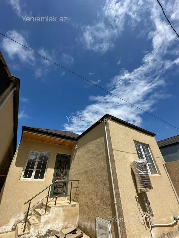 Satılır 3 otaqlı həyət evi 65 m²