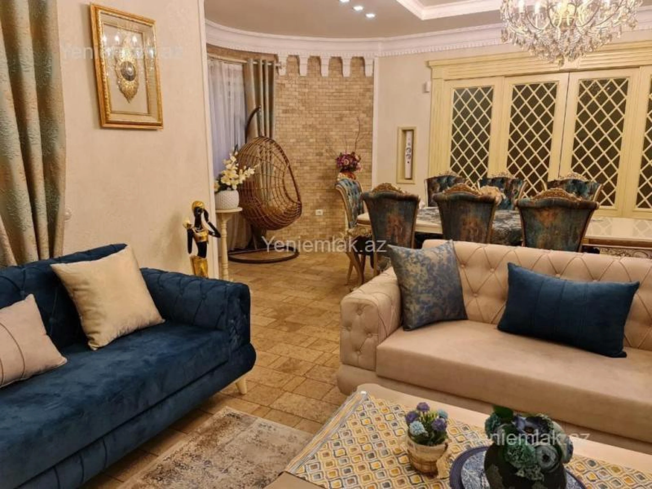 Satılır 10 otaqlı həyət evi 400 m²