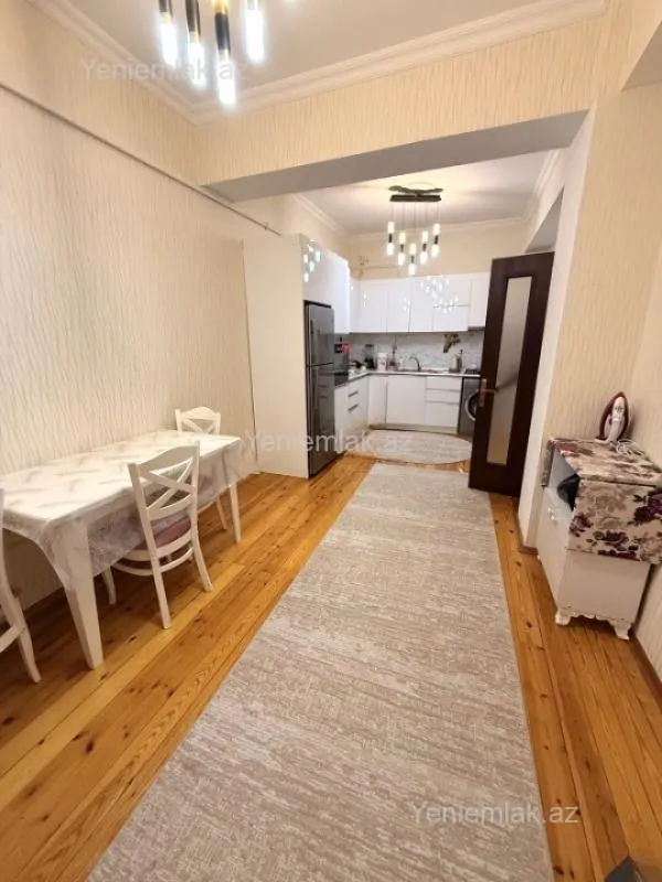 Satılır 2 otaqlı yeni tikili 90 m²