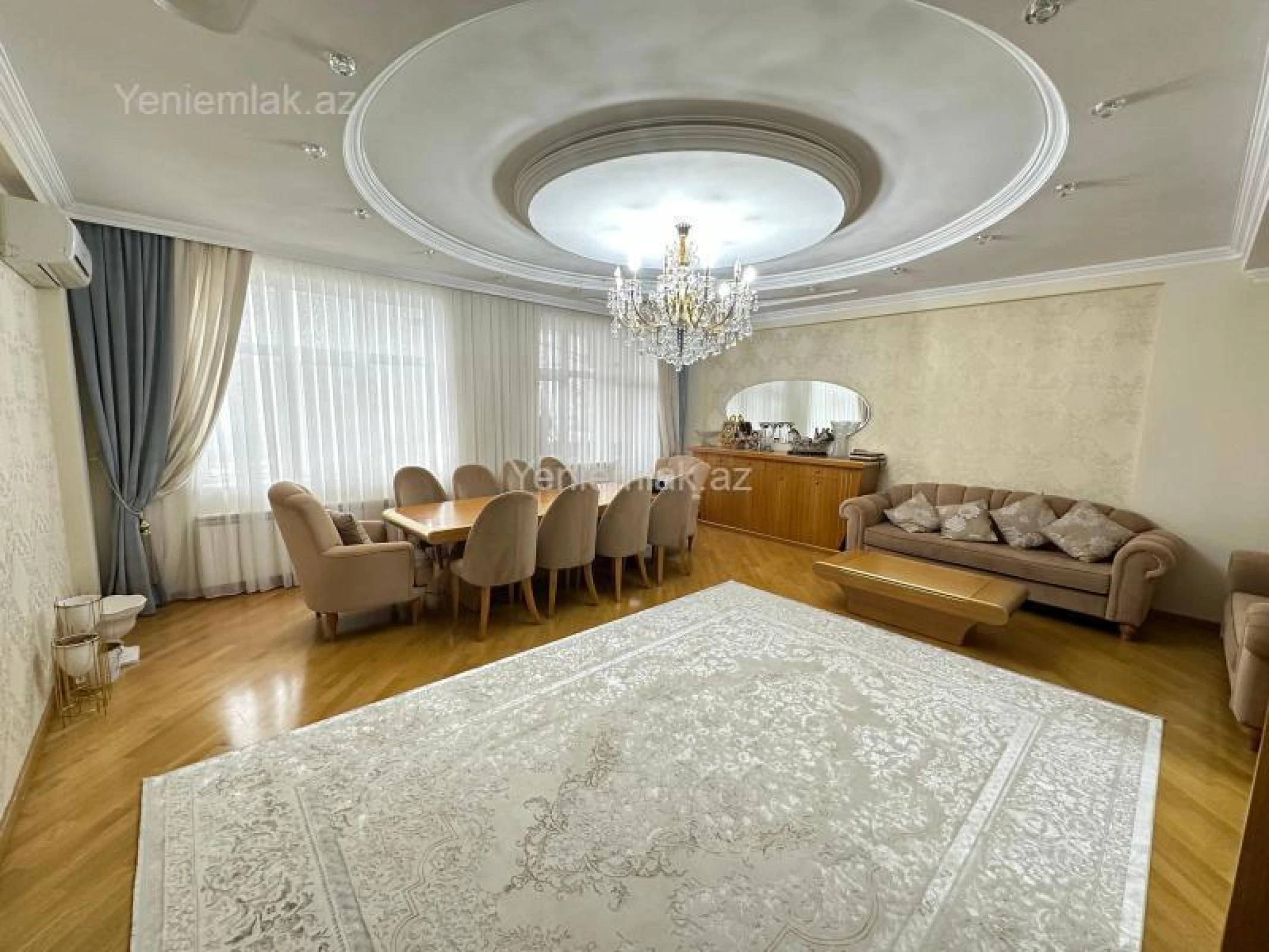 Satılır 4 otaqlı yeni tikili 210 m²