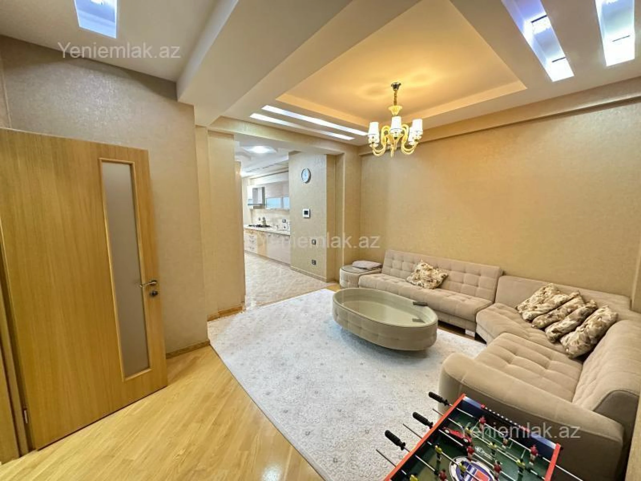 Satılır 4 otaqlı yeni tikili 210 m²