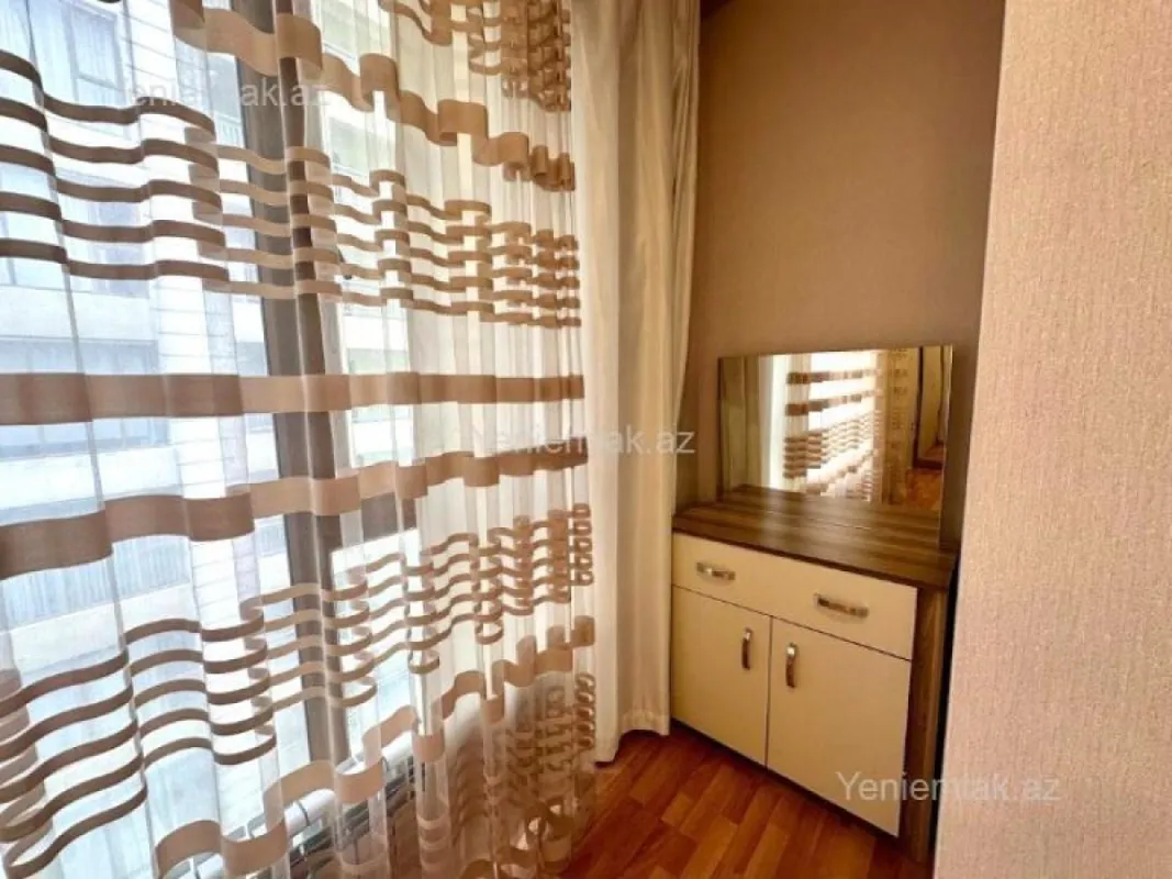 Satılır 3 otaqlı yeni tikili 118 m²