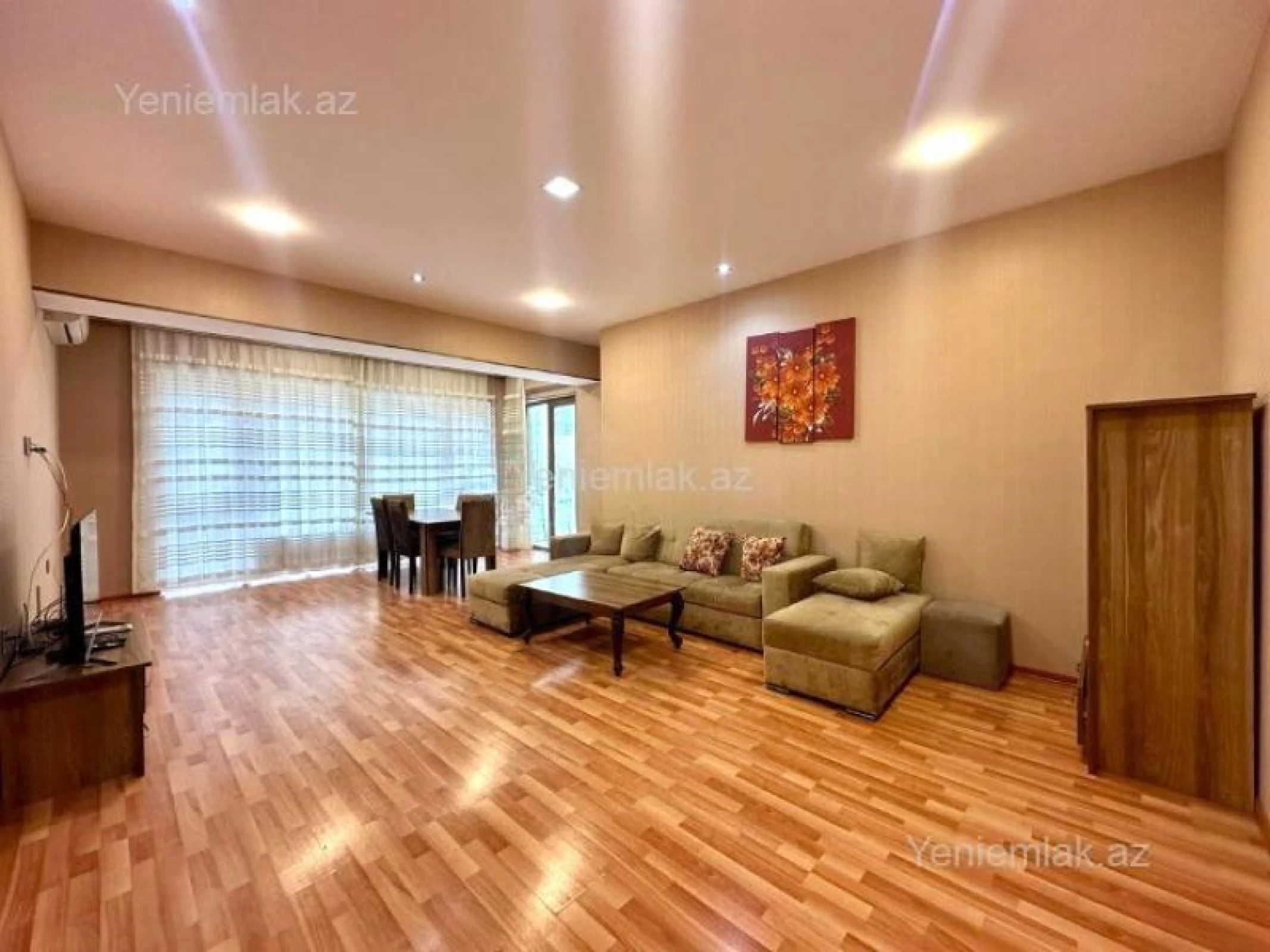 Satılır 3 otaqlı yeni tikili 118 m²