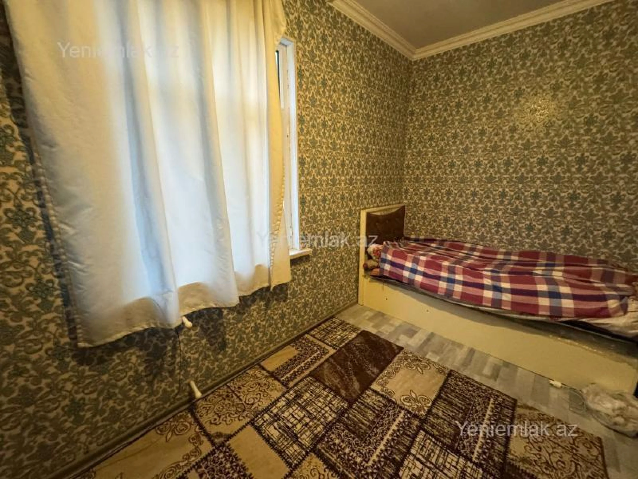 Satılır 5 otaqlı həyət evi 140 m²