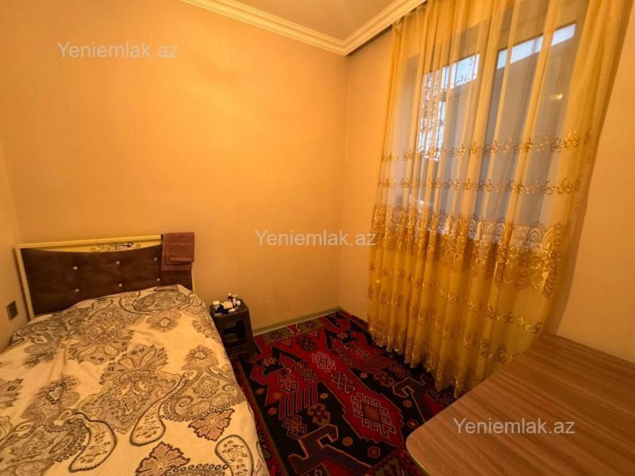 Satılır 5 otaqlı həyət evi 140 m²