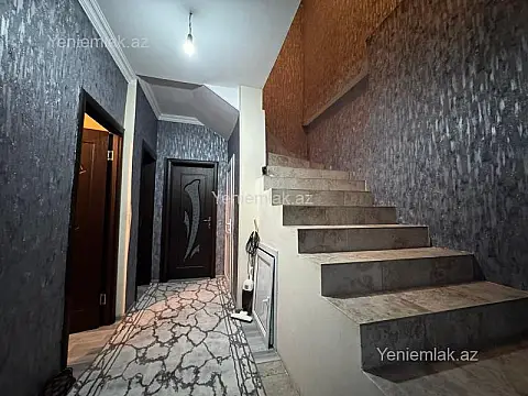 Satılır 5 otaqlı həyət evi 140 m²