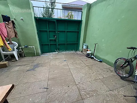Satılır 5 otaqlı həyət evi 140 m²