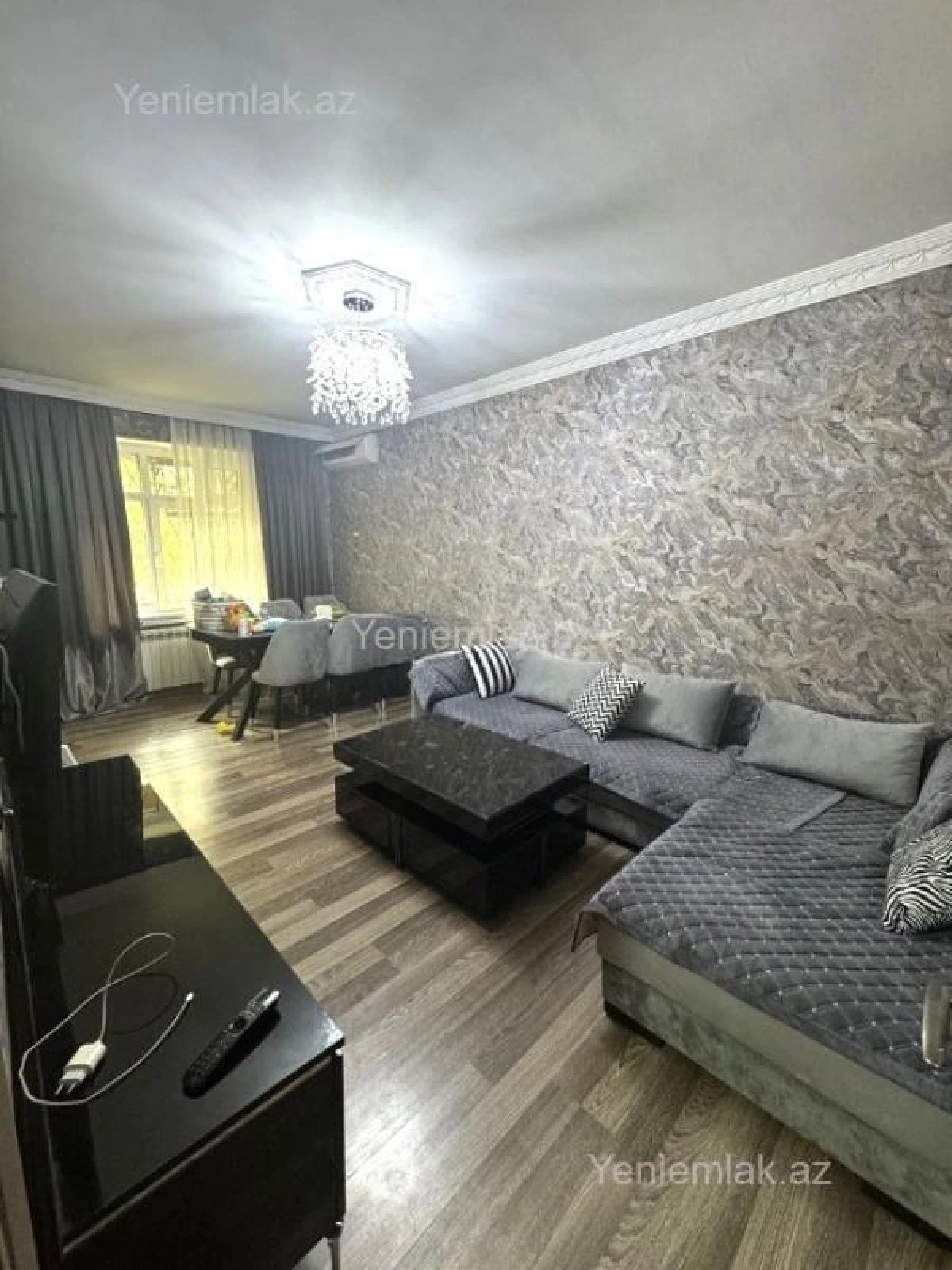 Satılır 3 otaqlı köhnə tikili 70 m²