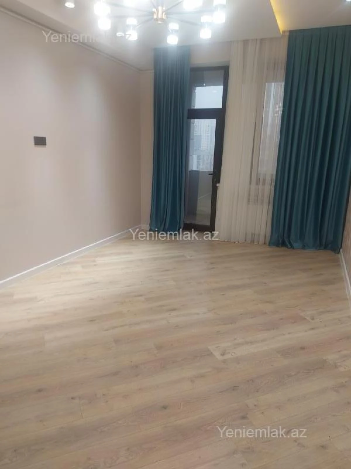Satılır 3 otaqlı yeni tikili 87 m²