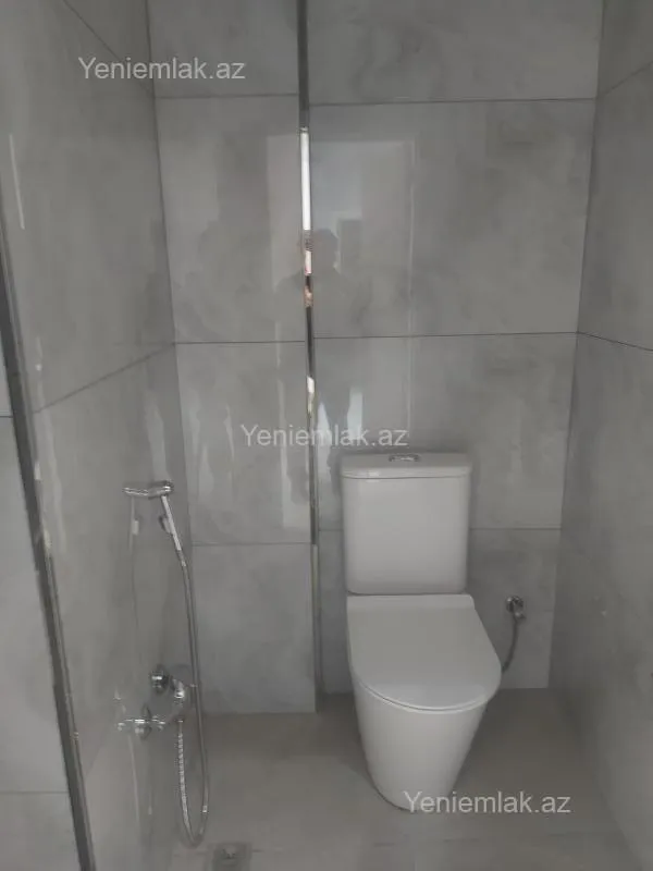 Satılır 3 otaqlı yeni tikili 87 m²