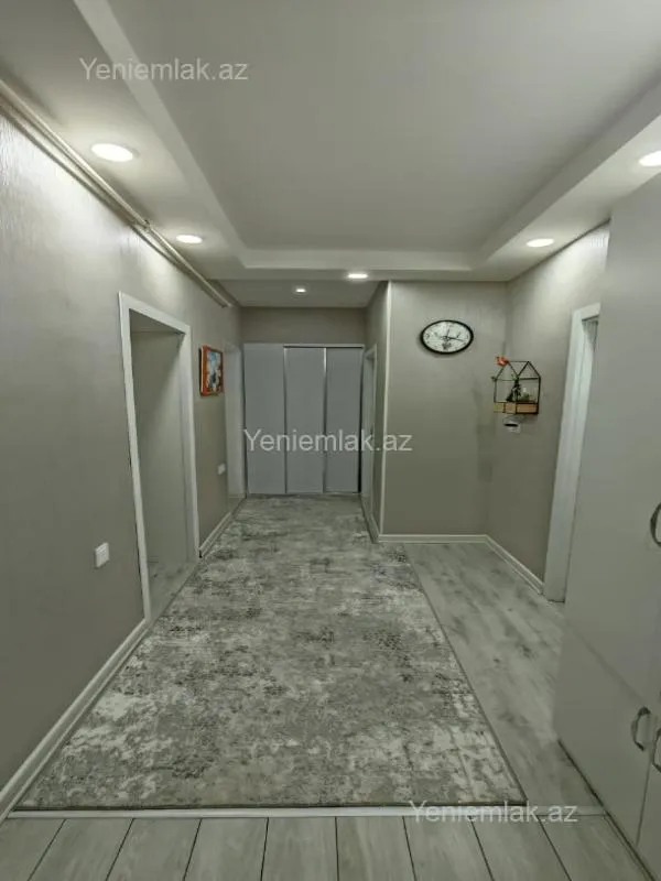 Satılır 3 otaqlı köhnə tikili 80 m²