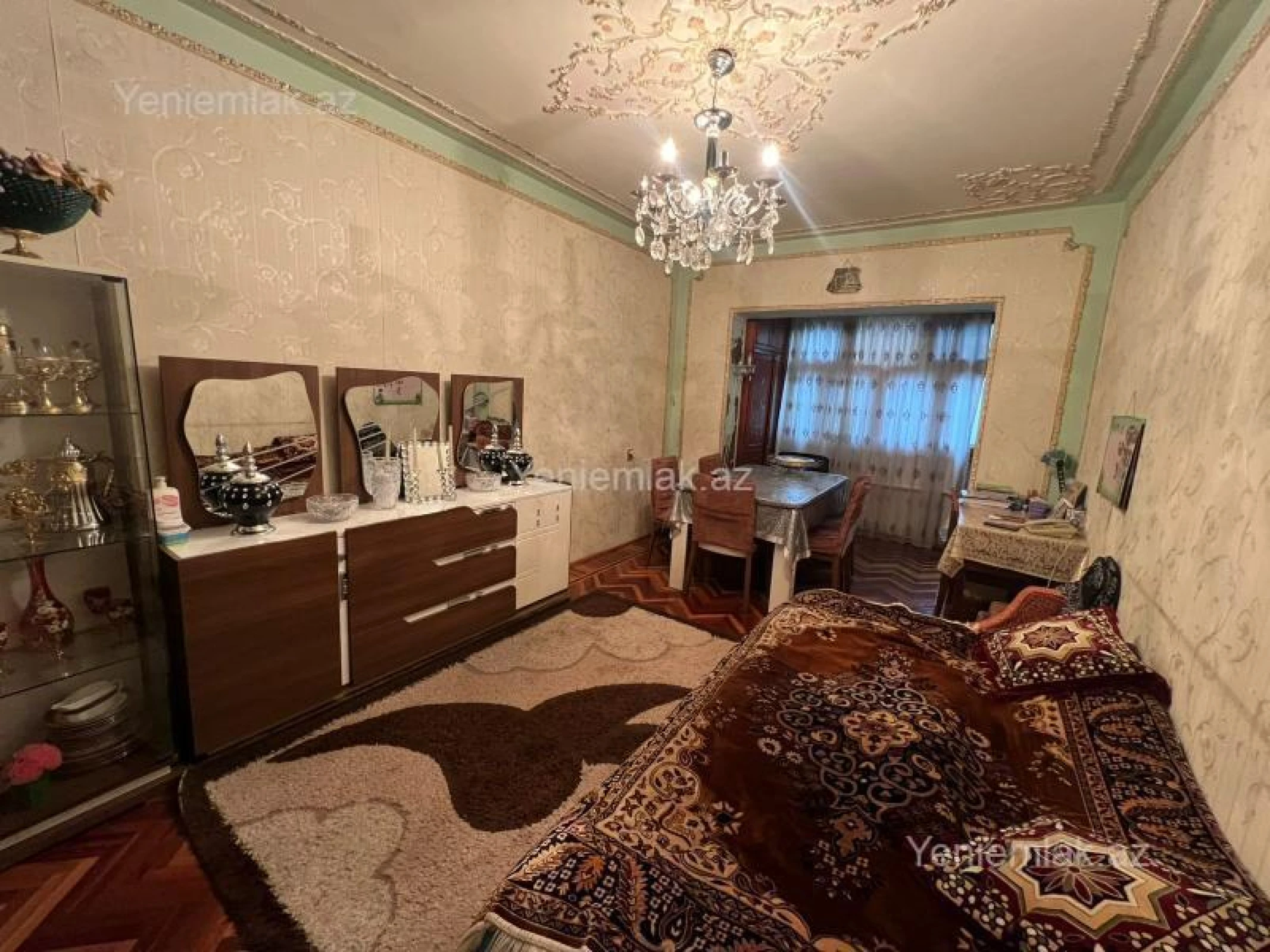 Satılır 3 otaqlı köhnə tikili 80 m²