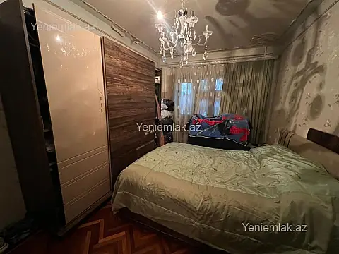 Satılır 3 otaqlı köhnə tikili 80 m²
