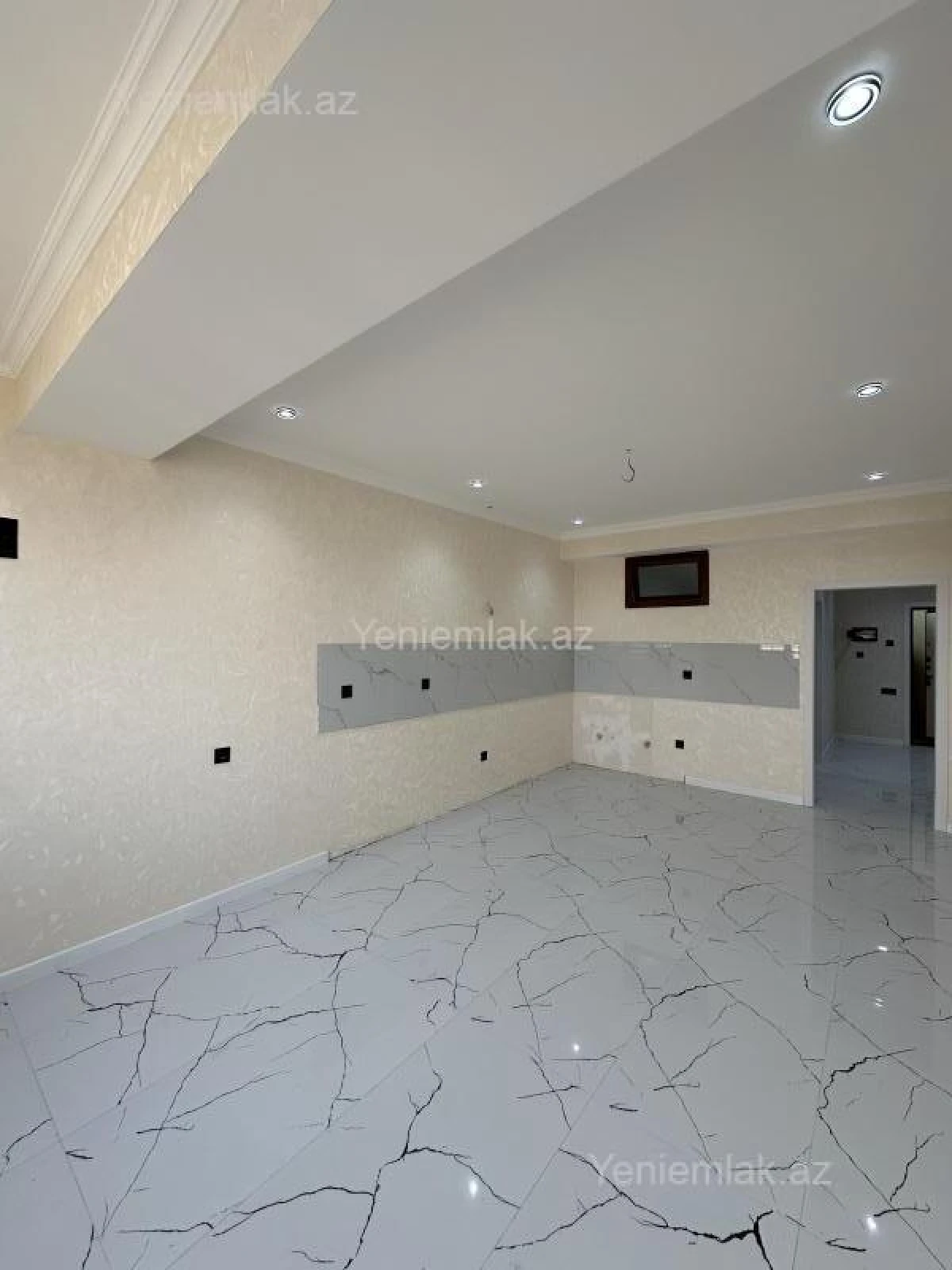 Satılır 3 otaqlı yeni tikili 68 m²