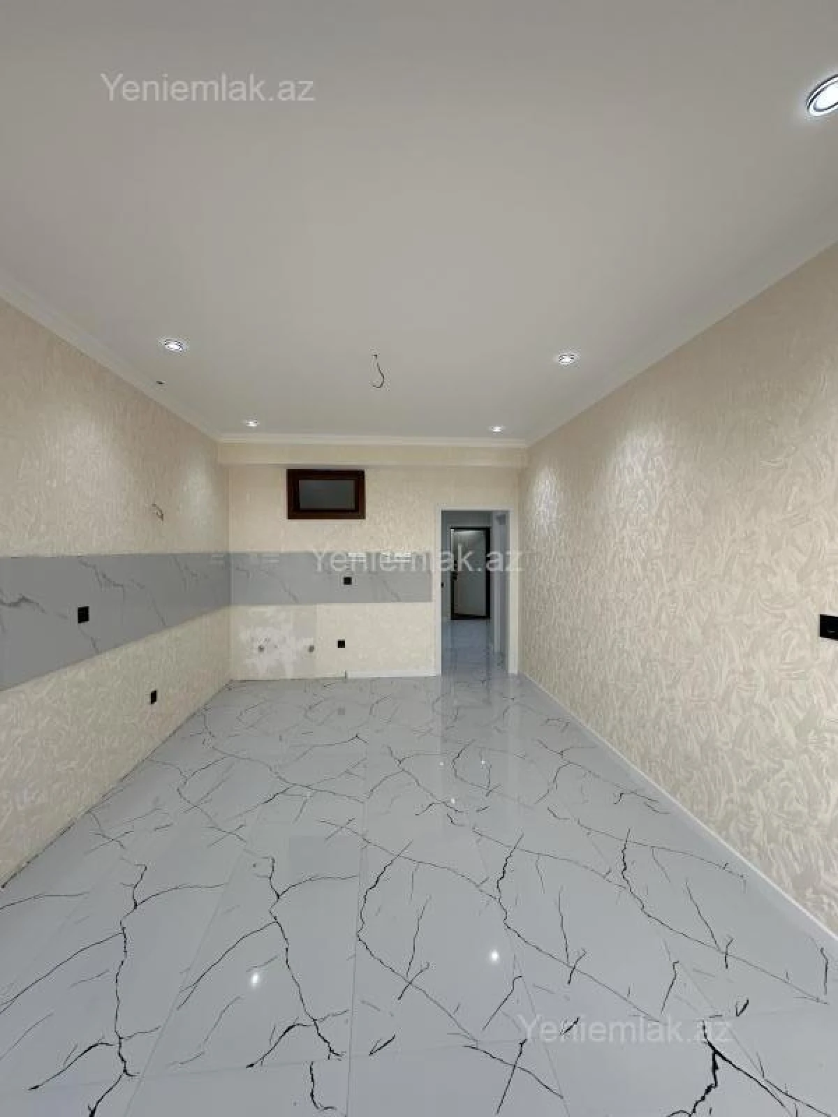 Satılır 3 otaqlı yeni tikili 68 m²