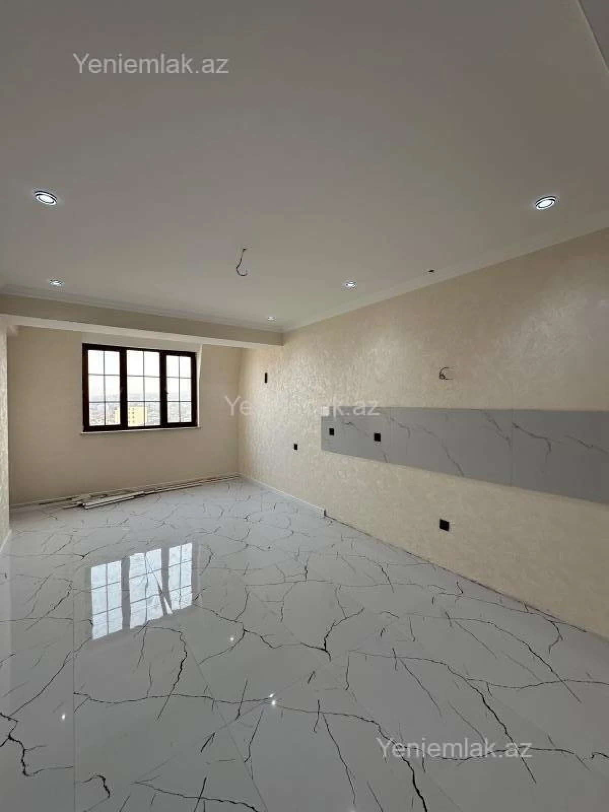 Satılır 3 otaqlı yeni tikili 68 m²