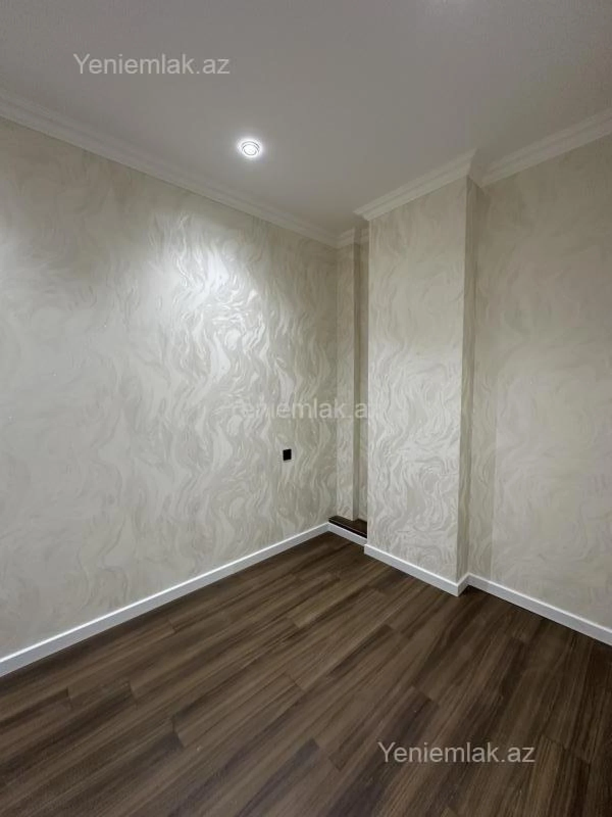 Satılır 3 otaqlı yeni tikili 68 m²