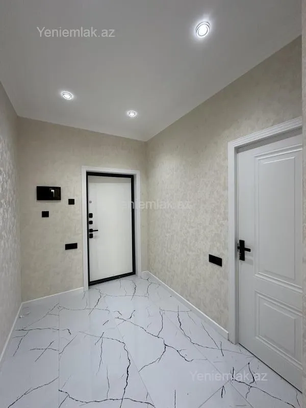 Satılır 3 otaqlı yeni tikili 68 m²