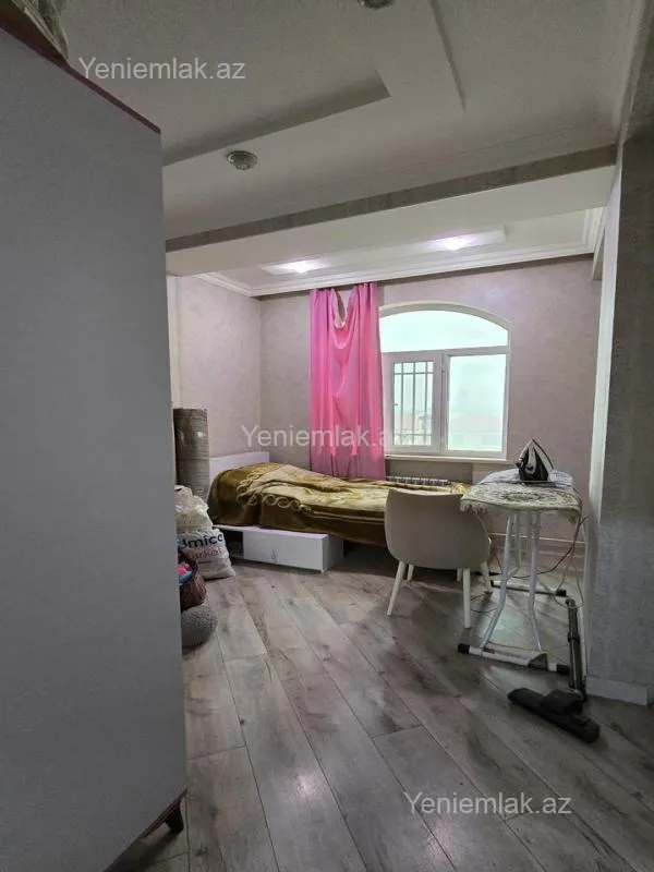 Satılır 3 otaqlı yeni tikili 75 m²