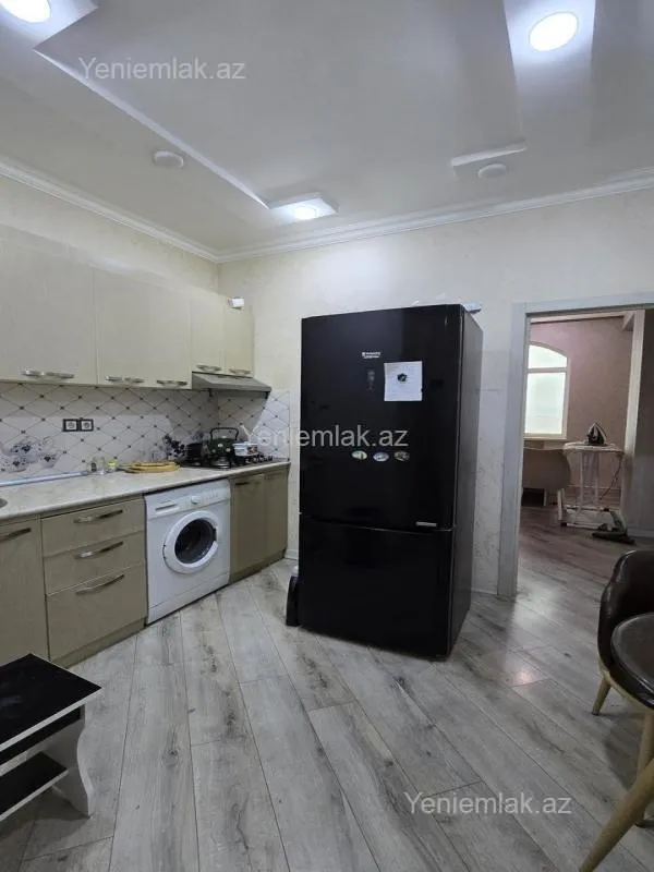 Satılır 3 otaqlı yeni tikili 75 m²