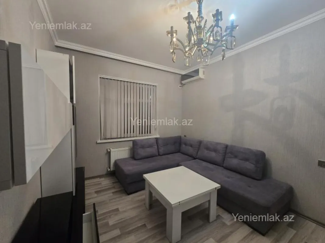 Satılır 4 otaqlı köhnə tikili 88 m²