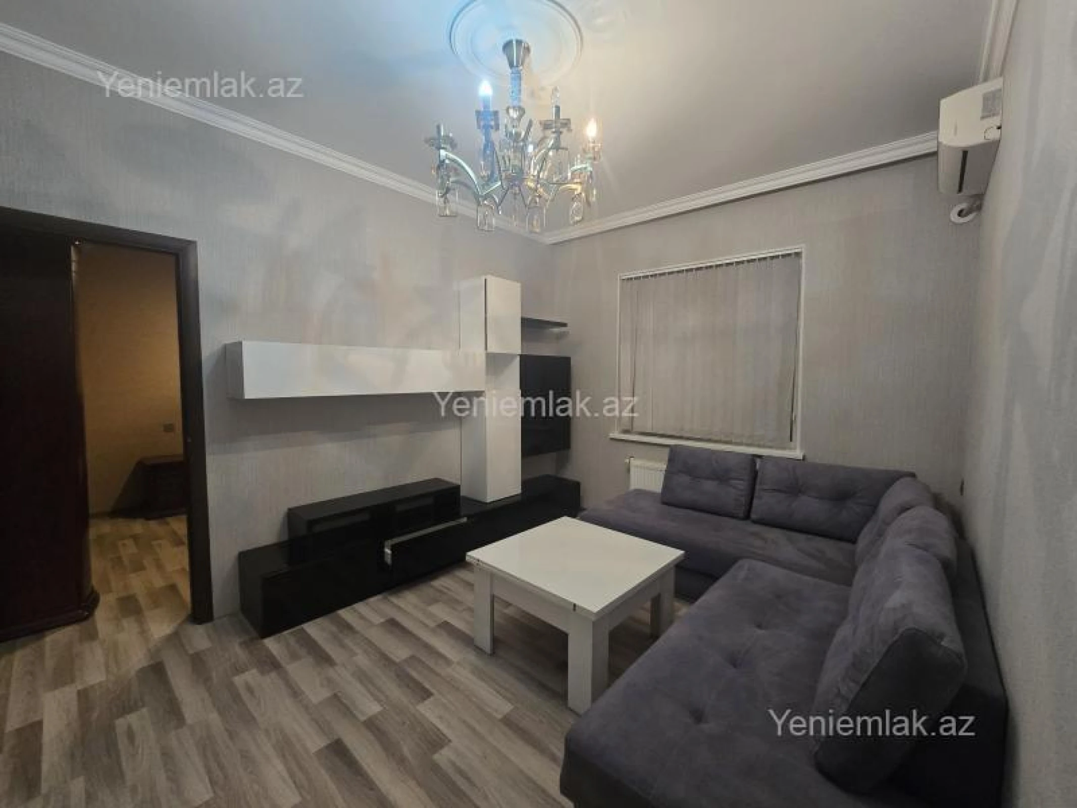 Satılır 4 otaqlı köhnə tikili 88 m²