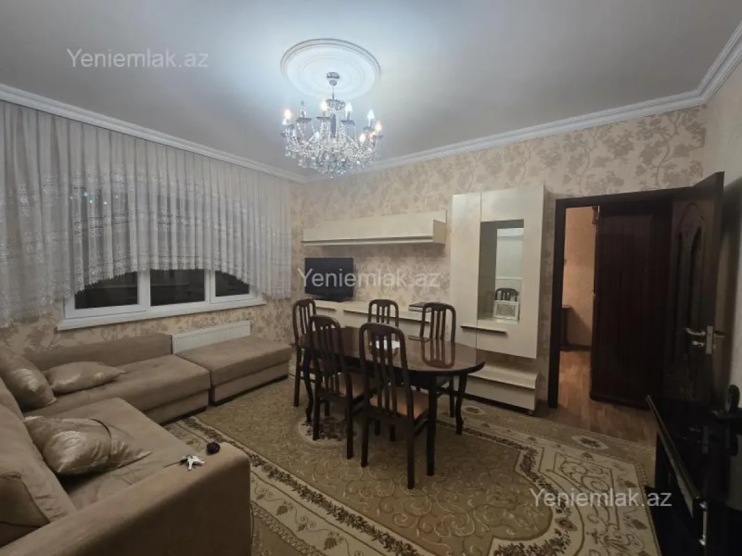 Satılır 4 otaqlı köhnə tikili 88 m²