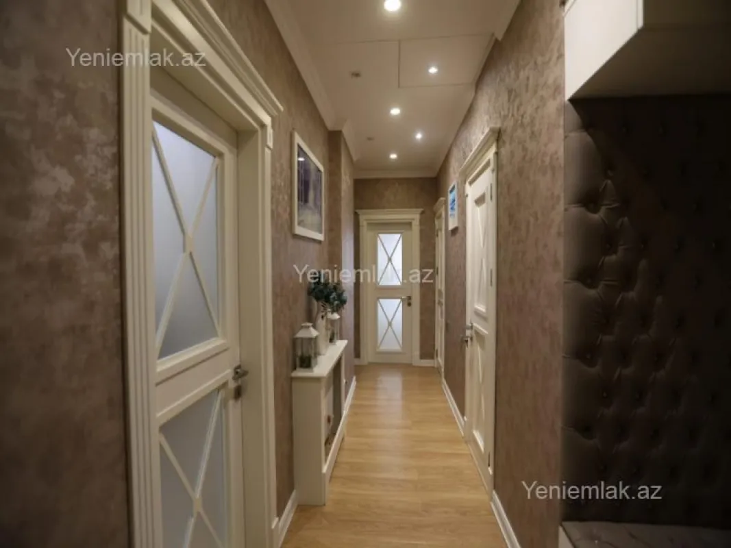 Satılır 3 otaqlı yeni tikili 100 m²