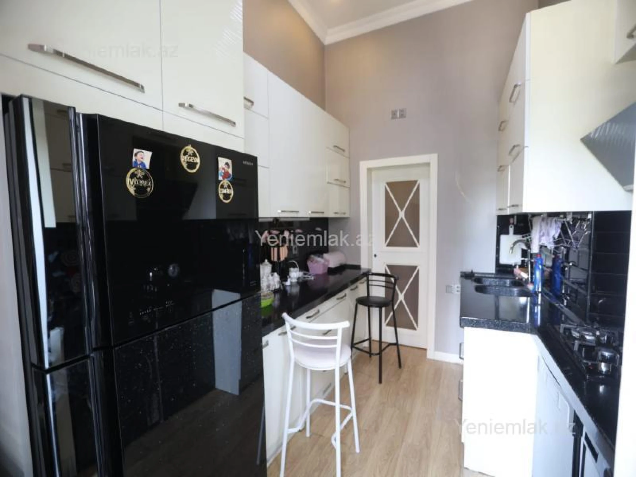 Satılır 3 otaqlı yeni tikili 100 m²