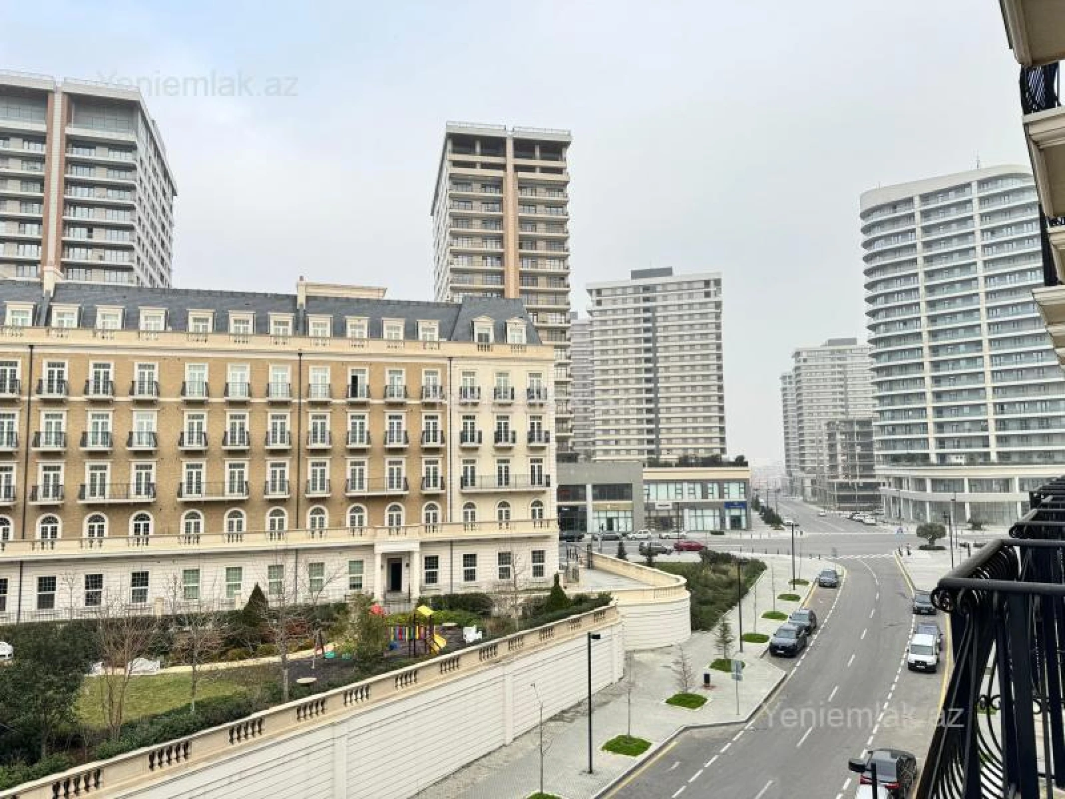 Satılır 4 otaqlı yeni tikili 132 m²